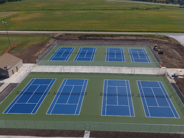 8 new tennis courts in park